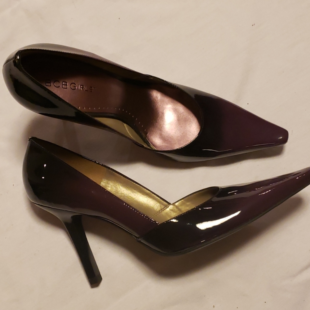 Heels - Picture 2 of 4